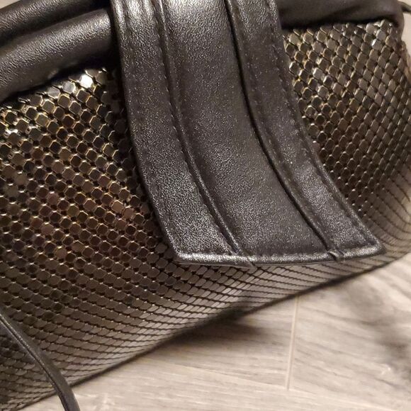 EUC Vintage Black Mesh Metal Large Clutch Crossbody Bag - Picture 2 of 10